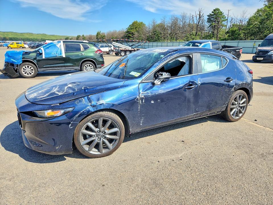 67876496 :رقم المزاد ، JM1BPBLL3M1404206 vin ، 2021 Mazda 3 مزاد بيع