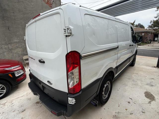2018 Ford Transit მანქანა იყიდება აუქციონზე, vin: 1FTYR1YM2JKA85919, აუქციონის ნომერი: 70862526