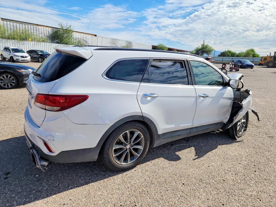 Продажа на аукционе авто 2017 Hyundai Santa Fe, vin: KM8SN4HF0HU197097, номер лота: 69253956