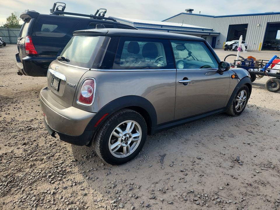 2013 Mini Cooper მანქანა იყიდება აუქციონზე, vin: WMWSU3C57DT545846, აუქციონის ნომერი: 68157116