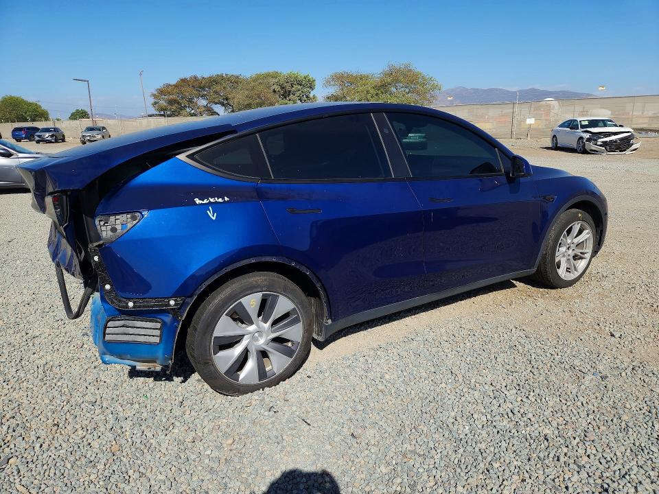 2023 Tesla Model Y მანქანა იყიდება აუქციონზე, vin: 7SAYGDED3PF947095, აუქციონის ნომერი: 70864576