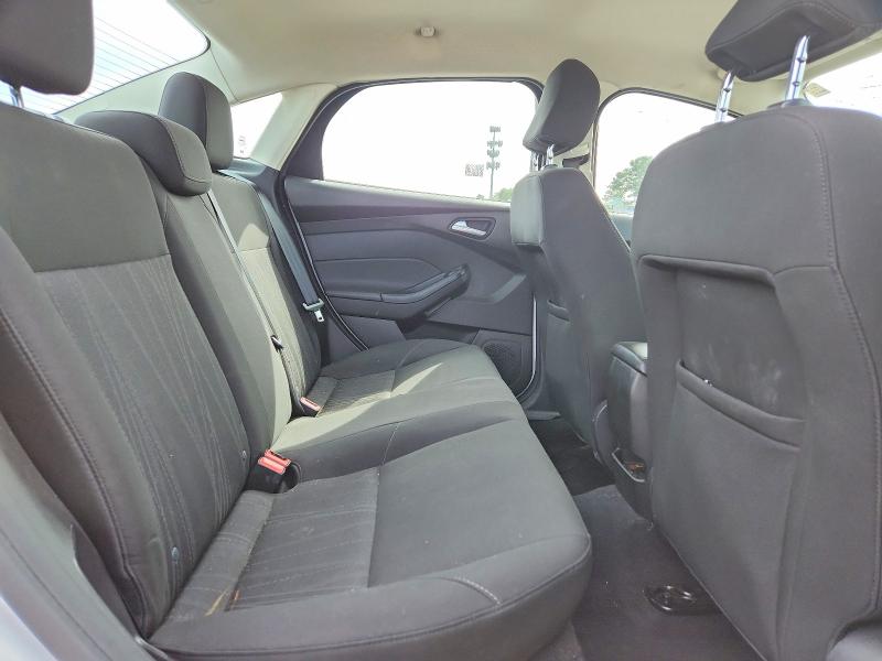 69946746 :رقم المزاد ، 1FADP3F20GL215142 vin ، 2016 Ford Focus مزاد بيع
