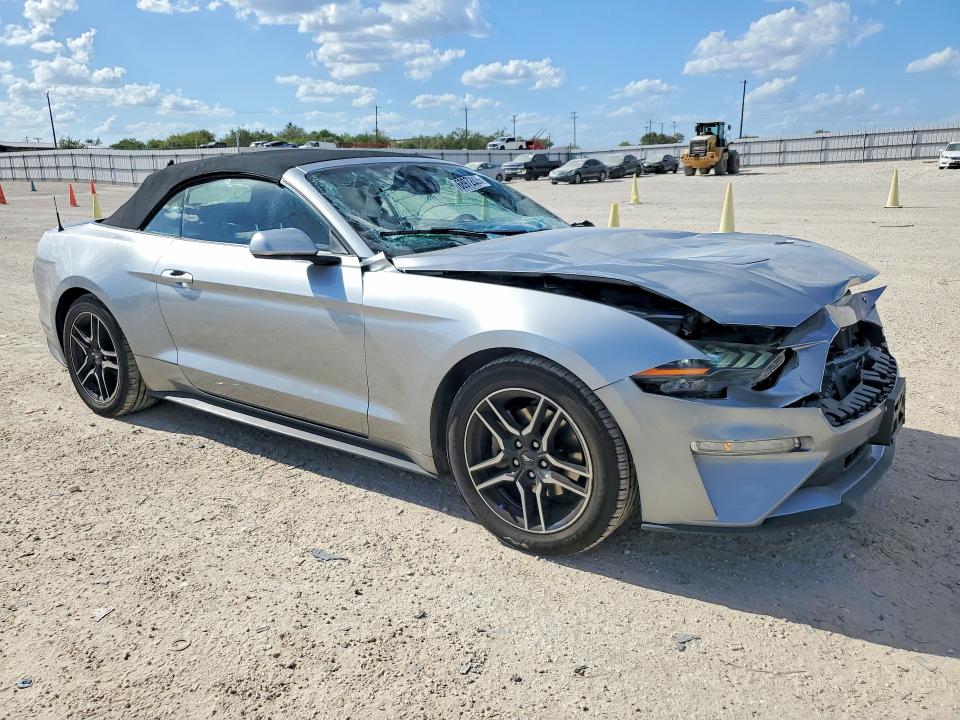 68972826 :رقم المزاد ، 1FATP8UH2N5101189 vin ، 2022 Ford Mustang مزاد بيع