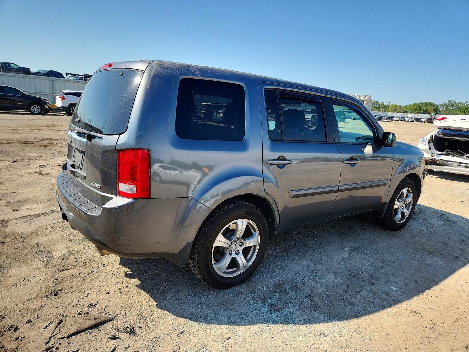 65605586 :رقم المزاد ، 5FNYF4H4XDB015239 vin ، 2013 Honda Pilot مزاد بيع