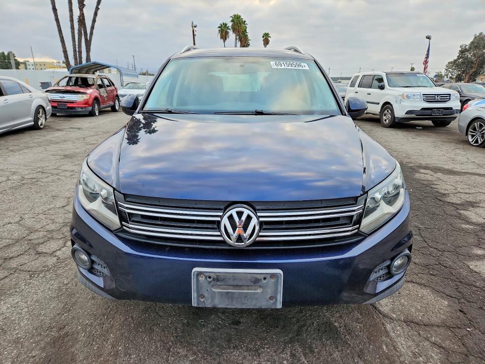 69159596 :رقم المزاد ، WVGAV7AX2CW518117 vin ، 2012 Volkswagen Tiguan مزاد بيع