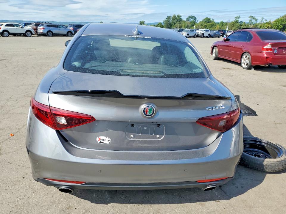 Продаж на аукціоні авто 2018 Alfa Romeo Giulia, vin: ZARFAEBN7J7590693, номер лоту: 69112786