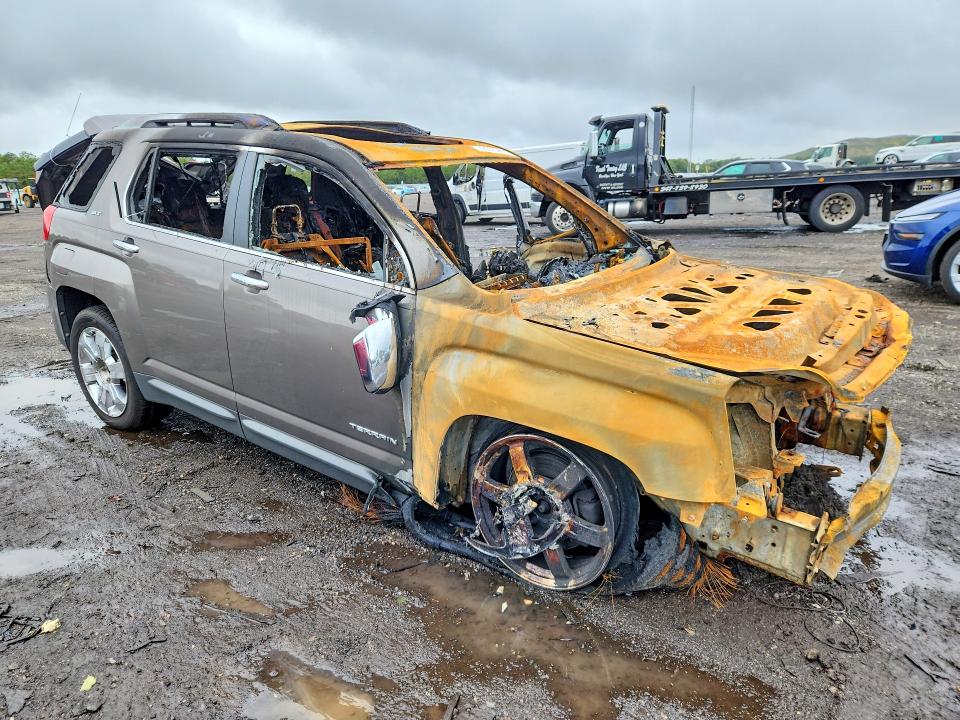 70851096 :رقم المزاد ، 2CTFLJEY8A6324297 vin ، 2010 Gmc Terrain مزاد بيع