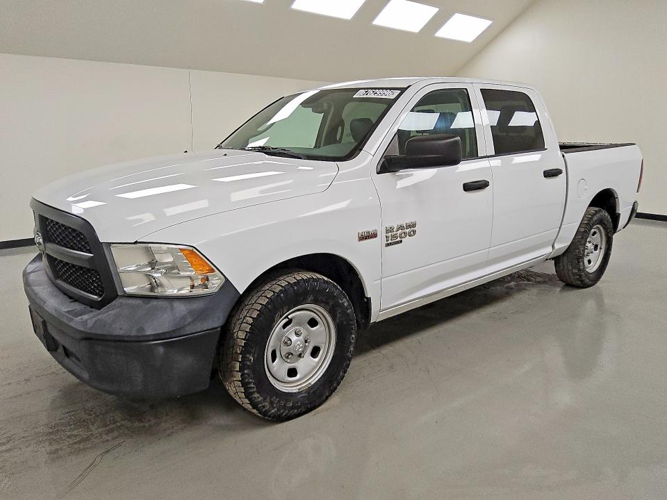 67629996 :رقم المزاد ، 1C6RR6KTXKS633482 vin ، 2019 Ram 1500 Classic مزاد بيع