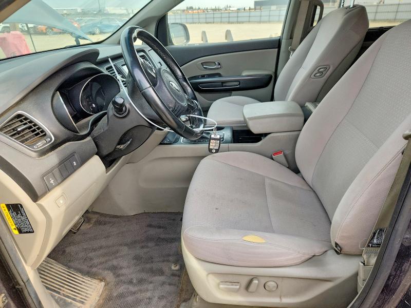 70137556 :رقم المزاد ، KNDMB5C18H6258739 vin ، 2017 Kia Sedona مزاد بيع