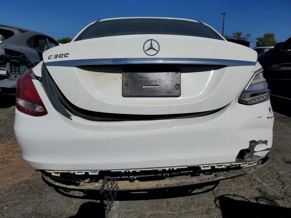 Продажа на аукционе авто 2017 Mercedes-benz C, vin: 55SWF4JBXHU232830, номер лота: 67734896