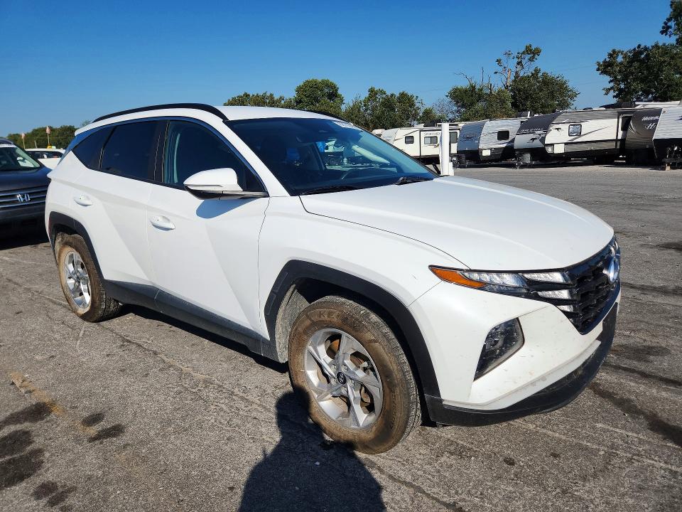 Продажа на аукционе авто 2023 Hyundai Tucson, vin: 5NMJBCAE5PH195937, номер лота: 68795406