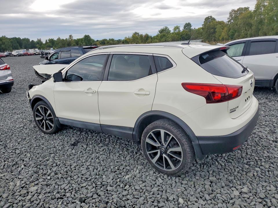 2017 Nissan Rogue Sport მანქანა იყიდება აუქციონზე, vin: JN1BJ1CR2HW107116, აუქციონის ნომერი: 69581356