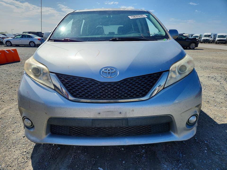 Aukcja sprzedaży 2013 Toyota Sienna, vin: 5TDXK3DC4DS368568, numer aukcji: 70835246