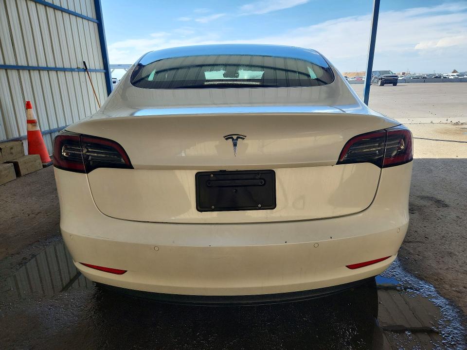 69047926 :رقم المزاد ، 5YJ3E1EA0NF368970 vin ، 2022 Tesla Model 3 مزاد بيع