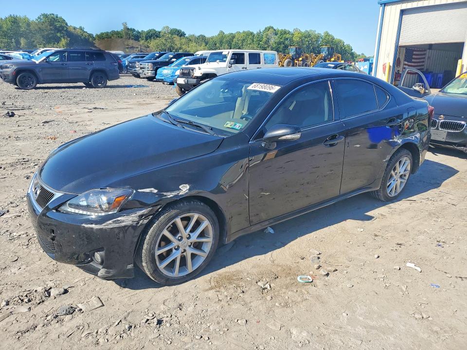 2011 Lexus Is მანქანა იყიდება აუქციონზე, vin: JTHCF5C27B5051943, აუქციონის ნომერი: 68198096