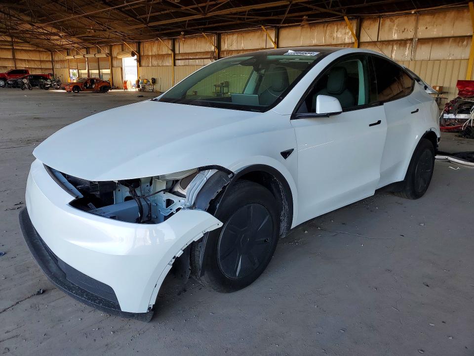2026 Tesla Model Y მანქანა იყიდება აუქციონზე, vin: 7SAYGDED7TA623963, აუქციონის ნომერი: 67354556