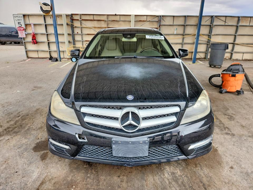 70880336 :رقم المزاد ، WDDGJ4HBXDF997848 vin ، 2013 Mercedes-benz C مزاد بيع