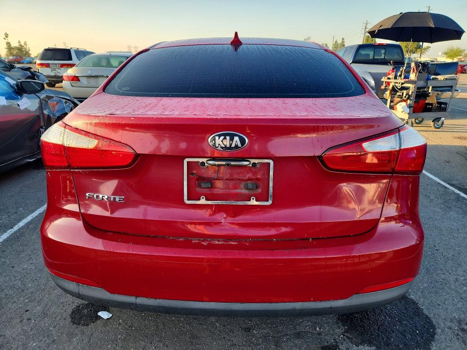 70270456 :رقم المزاد ، KNAFX4A62E5182209 vin ، 2014 Kia Forte مزاد بيع