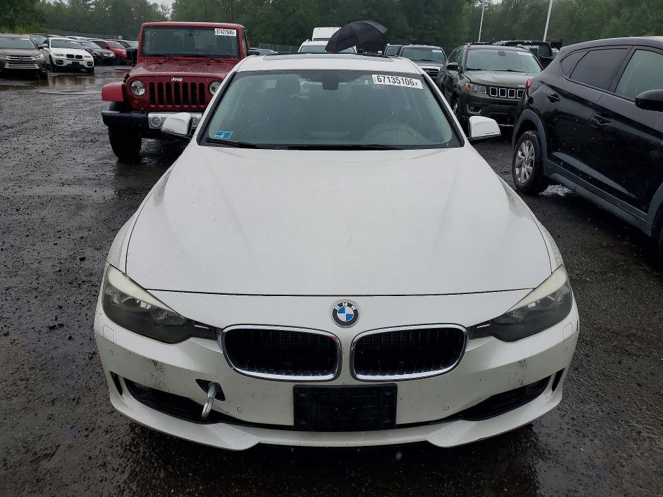 2015 Bmw 328 მანქანა იყიდება აუქციონზე, vin: WBA3B5C51FF959938, აუქციონის ნომერი: 67135106