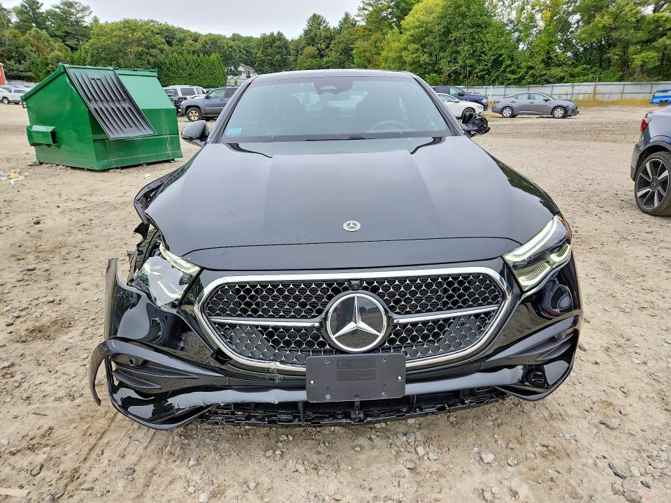 Продажа на аукционе авто 2026 Mercedes-benz E, vin: W1KLF4HBXTA226513, номер лота: 68426906