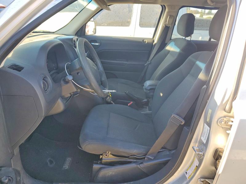 67352546 :رقم المزاد ، 1J4NT2GB5AD531621 vin ، 2010 Jeep Patriot مزاد بيع