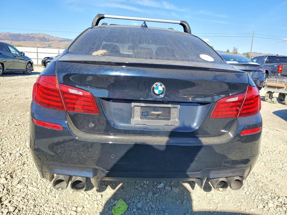 2015 Bmw M5 მანქანა იყიდება აუქციონზე, vin: WBSFV9C57FD594555, აუქციონის ნომერი: 67691336