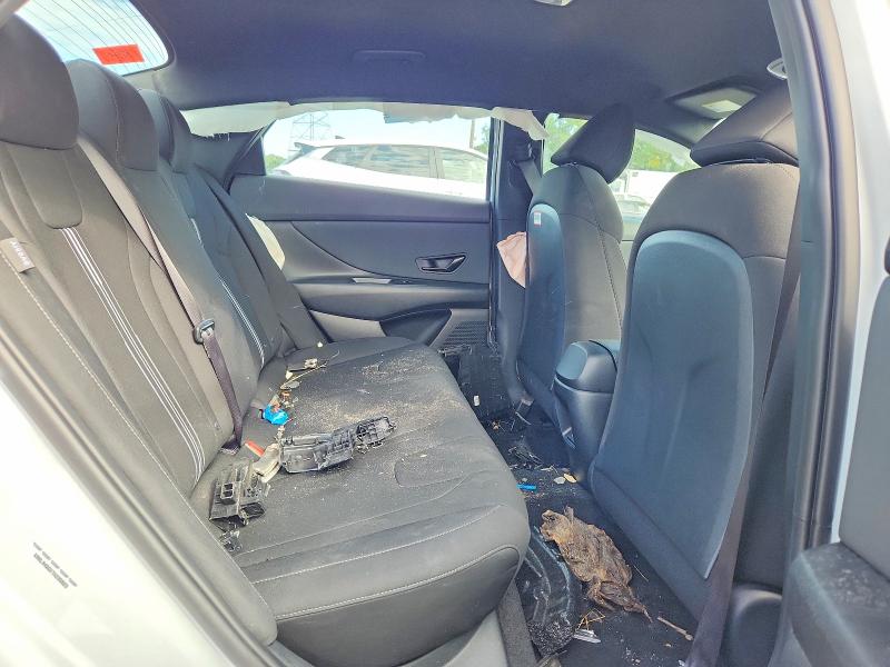 68957406 :رقم المزاد ، KMHLM4DGXTU235823 vin ، 2026 Hyundai Elantra مزاد بيع