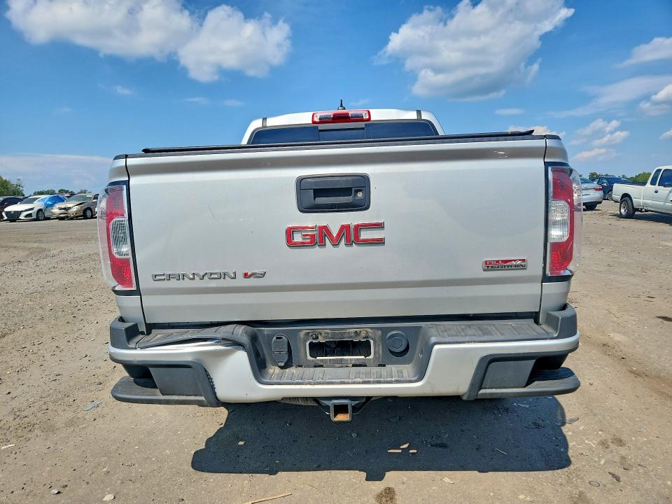 67182476 :رقم المزاد ، 1GTG6DEN1J1242526 vin ، 2018 Gmc Canyon مزاد بيع