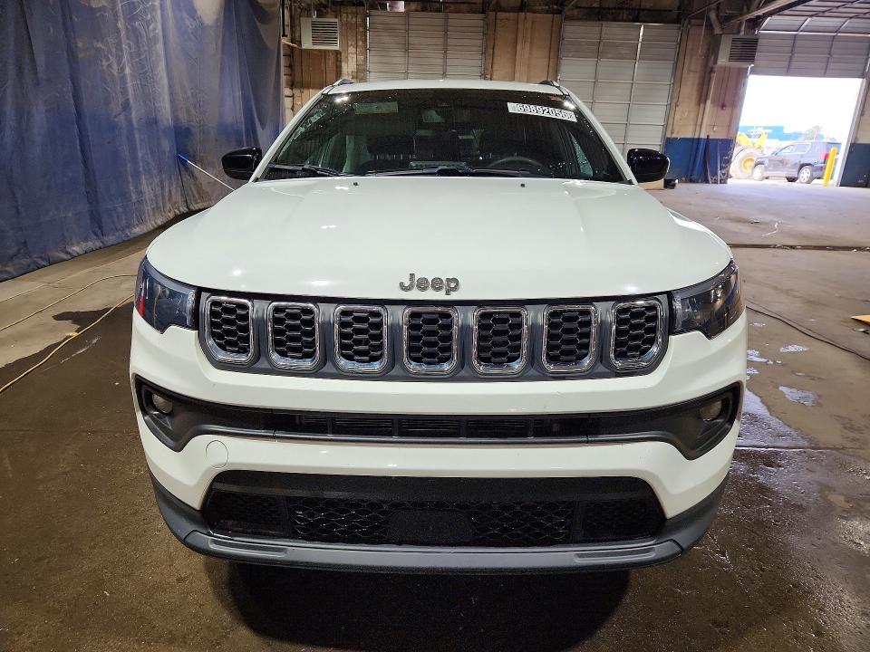 69892056 :رقم المزاد ، 3C4NJDBN4ST523353 vin ، 2025 Jeep Compass مزاد بيع