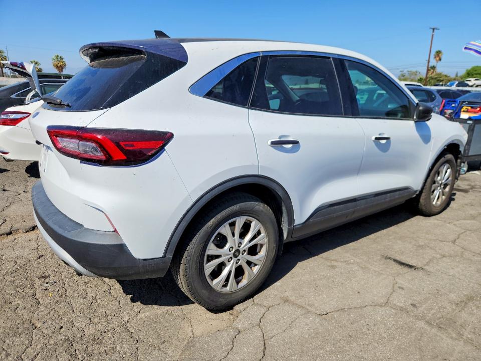 2024 Ford Escape მანქანა იყიდება აუქციონზე, vin: 1FMCU0GN5RUA13864, აუქციონის ნომერი: 69606096
