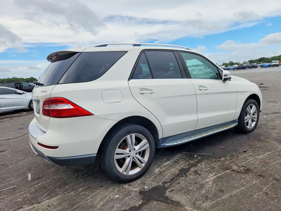 67723696 :رقم المزاد ، 4JGDA2EB5DA166594 vin ، 2013 Mercedes-benz Ml مزاد بيع