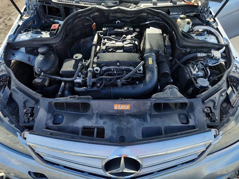 2013 Mercedes-benz C მანქანა იყიდება აუქციონზე, vin: WDDGF4HBXDA767645, აუქციონის ნომერი: 67478676