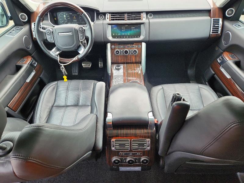 2017 Land Rover Range Rover მანქანა იყიდება აუქციონზე, vin: SALGS2FE5HA354814, აუქციონის ნომერი: 69859576