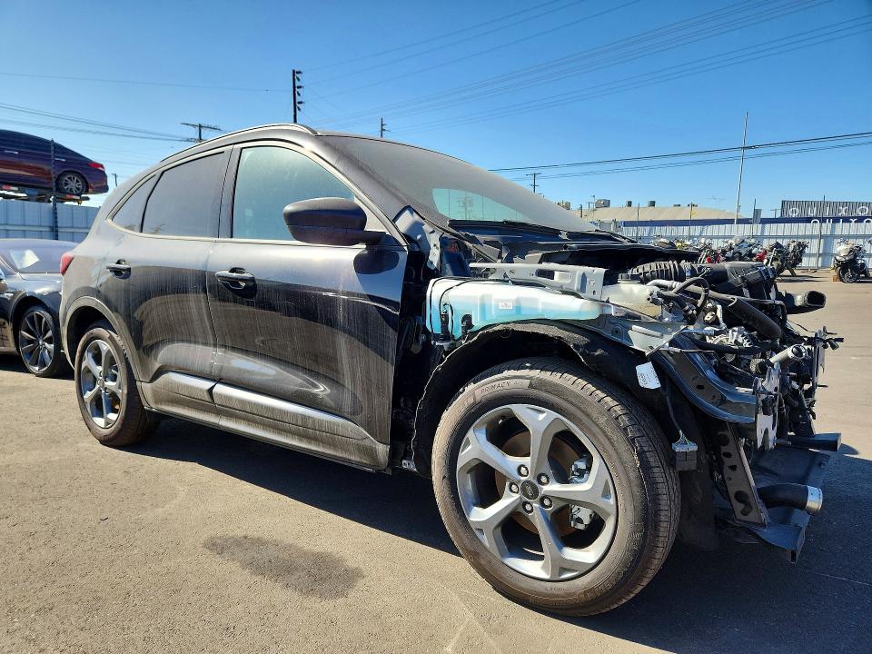 Продажа на аукционе авто 2024 Ford Escape, vin: 1FMCU0MN7RUA10176, номер лота: 70299276