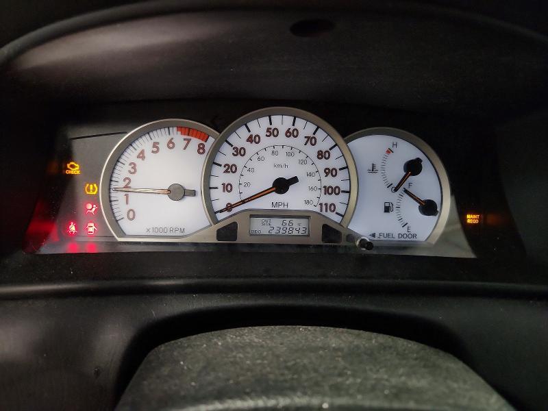 2005 Toyota Corolla მანქანა იყიდება აუქციონზე, vin: 1NXBR30E45Z380581, აუქციონის ნომერი: 71043666