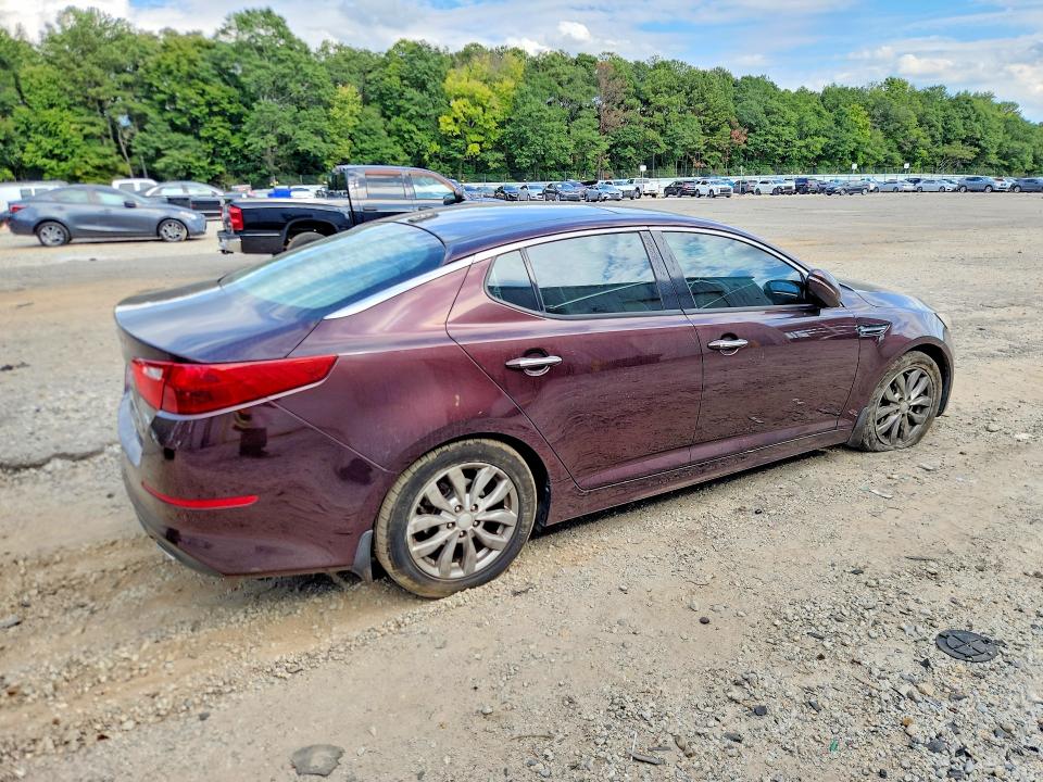 Auction sale of the 2015 Kia Optima, vin: 5XXGN4A70FG381763, lot number: 67968416