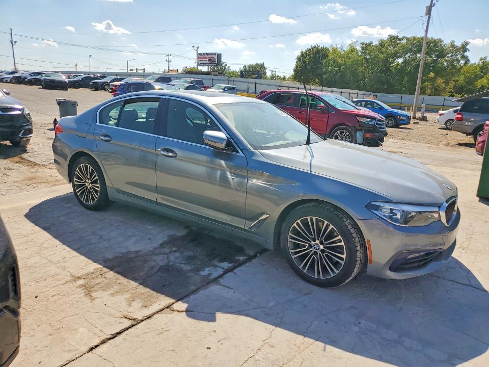 68083796 :رقم المزاد ، WBAJA7C56JWC76523 vin ، 2018 Bmw 530 مزاد بيع