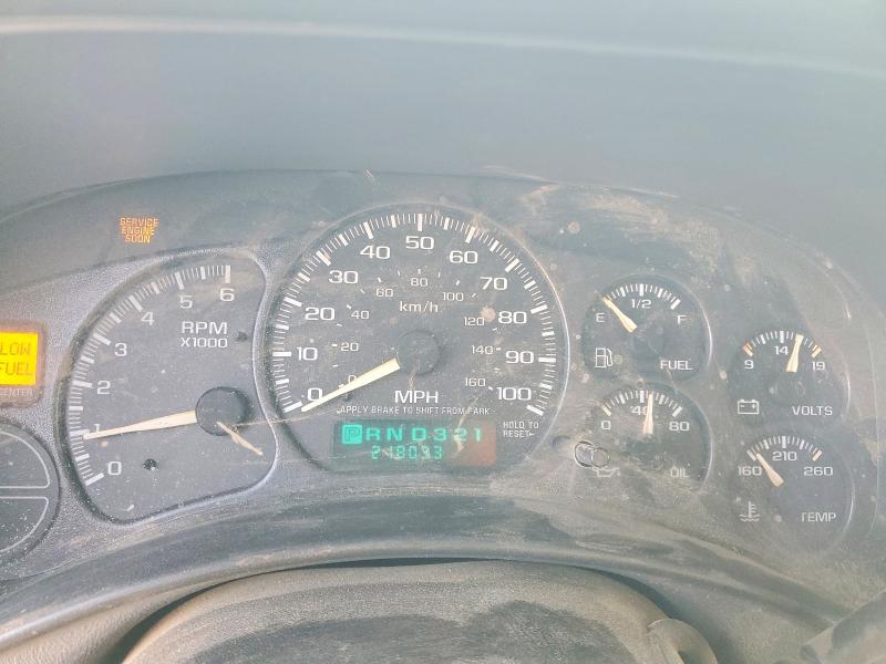 69031426 :رقم المزاد ، 2GCEC19V521283293 vin ، 2002 Chevrolet Silverado مزاد بيع