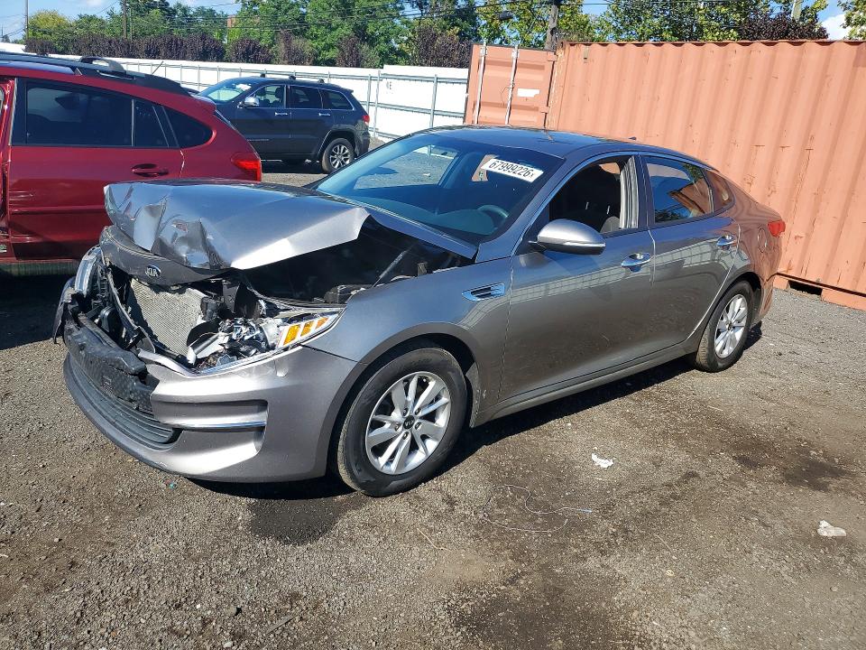 67999226 :رقم المزاد ، 5XXGT4L31HG137137 vin ، 2017 Kia Optima مزاد بيع