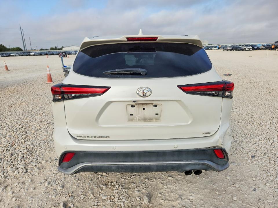 Продаж на аукціоні авто 2021 Toyota Highlander, vin: 5TDJZRAH9MS042558, номер лоту: 68888936