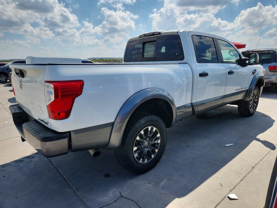 Продажа на аукционе авто 2018 Nissan Titan Xd, vin: 1N6BA1F49JN514615, номер лота: 69532156