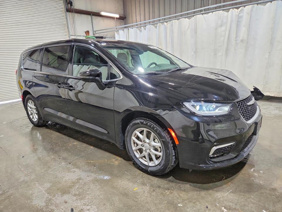 Продажа на аукционе авто 2025 Chrysler Pacifica, vin: 2C4RC1BG5SR600391, номер лота: 70923346