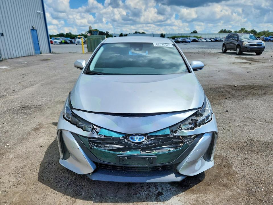 68935926 :رقم المزاد ، JTDKARFP0H3056514 vin ، 2017 Toyota Prius Prime مزاد بيع