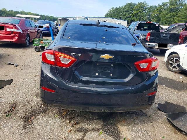 Продажа на аукционе авто 2018 Chevrolet Cruze, vin: 1G1BC5SM2J7137035, номер лота: 69793646