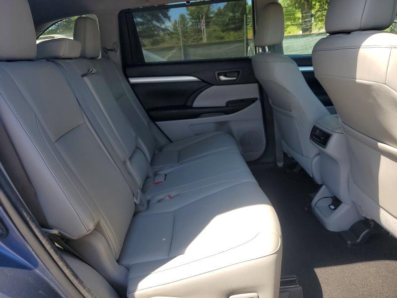 67085006 :رقم المزاد ، 5TDJKRFH2FS214655 vin ، 2015 Toyota Highlander مزاد بيع