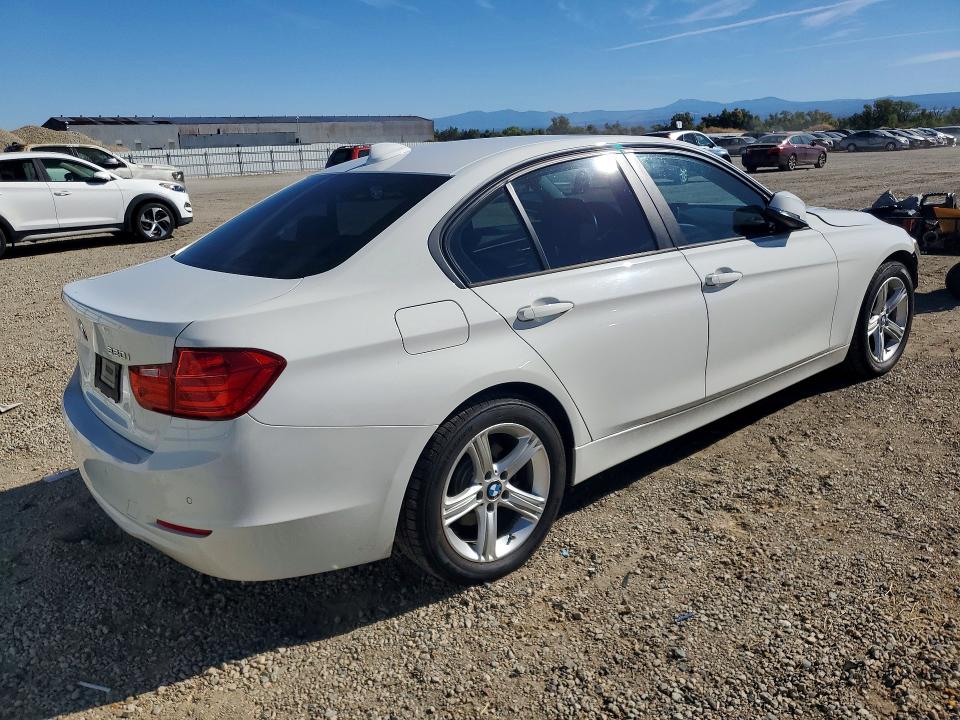 Aukcja sprzedaży 2015 Bmw 320, vin: WBA3B1C57FK141131, numer aukcji: 68275096