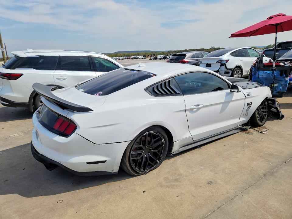 2022 Ford Mustang მანქანა იყიდება აუქციონზე, vin: 1FA6P8CFXN5133062, აუქციონის ნომერი: 70169226