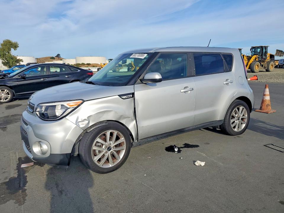 Продажа на аукционе авто 2017 Kia Soul, vin: KNDJP3A52H7497809, номер лота: 68270086