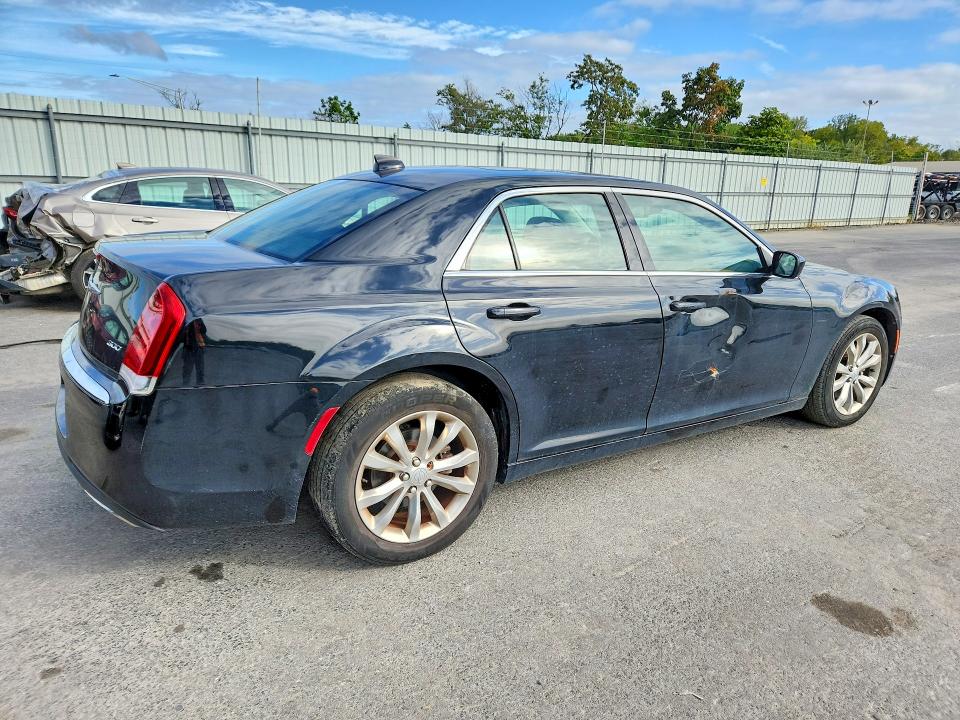 Aukcja sprzedaży 2016 Chrysler 300, vin: 2C3CCARGXGH161945, numer aukcji: 69988086