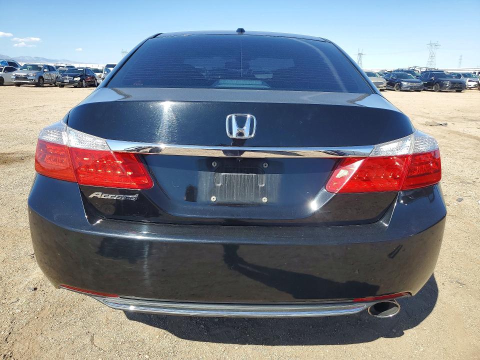 2015 Honda Accord მანქანა იყიდება აუქციონზე, vin: 1HGCR2F85FA074546, აუქციონის ნომერი: 67938876